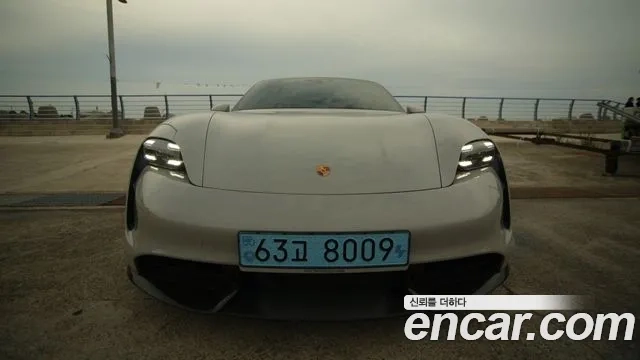 Porsche Taycan id 2899553 из Кореи 13