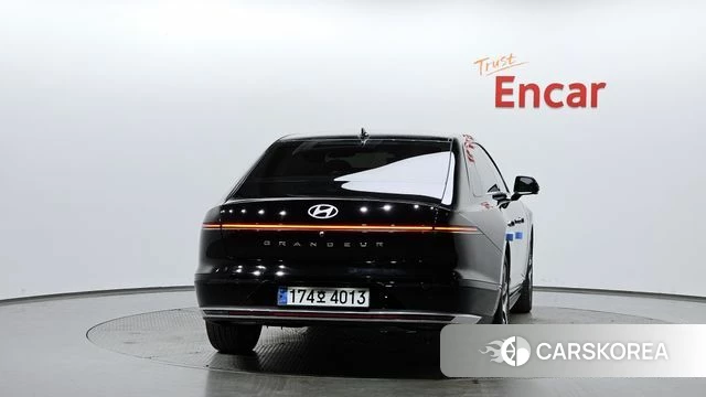 Hyundai Grandeur (GN7) id 3858874 из Кореи 13