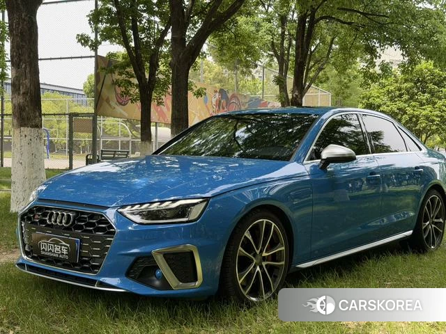 Audi S4 2021 Синий из Китая, фото 3