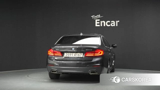 BMW 5 Series (G30) id 4429681 из Кореи 23