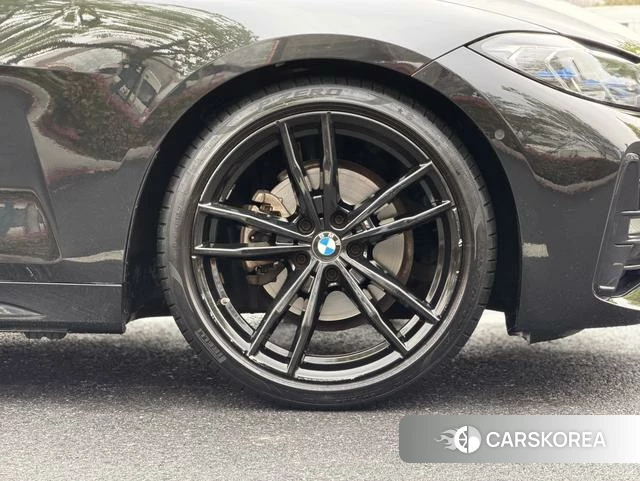 BMW 4 series id 4260525 из Китая 9