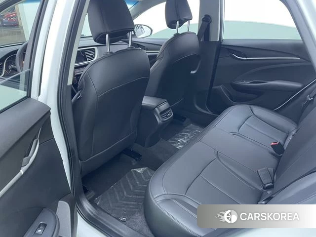 Buick Yinglang id 4211132 из Китая 7