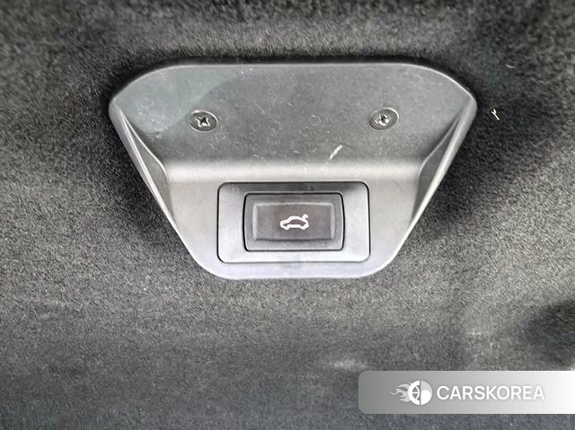 Maserati Ghibli id 4213574 из Китая 9