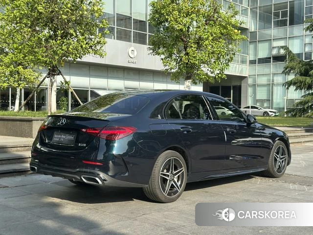 Mercedes-Benz Class C 2024 Зеленый из Китая, фото 3