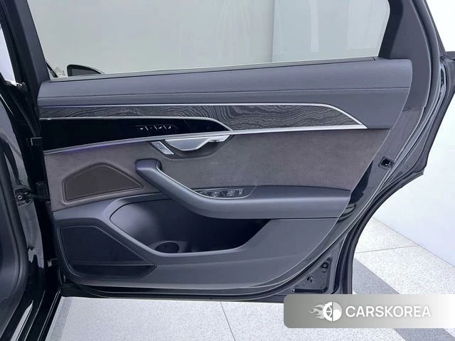 Audi A8 id 4208982 из Китая 23