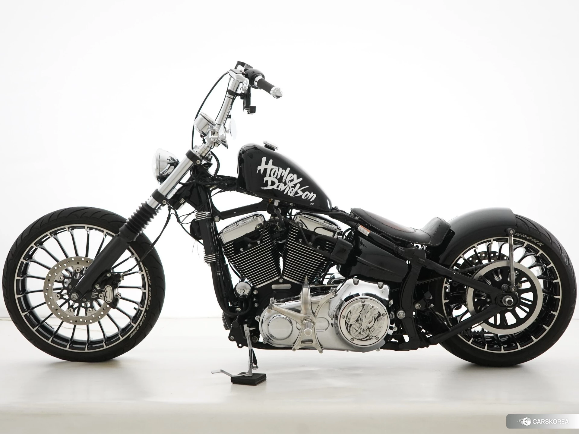 Harley-Davidson Softail Breakout FXSB 2017 из Японии, фото 2