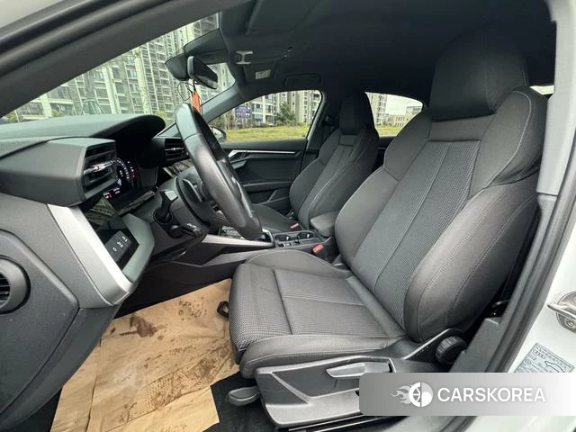 Audi A3 2022 Белый из Китая, фото 3