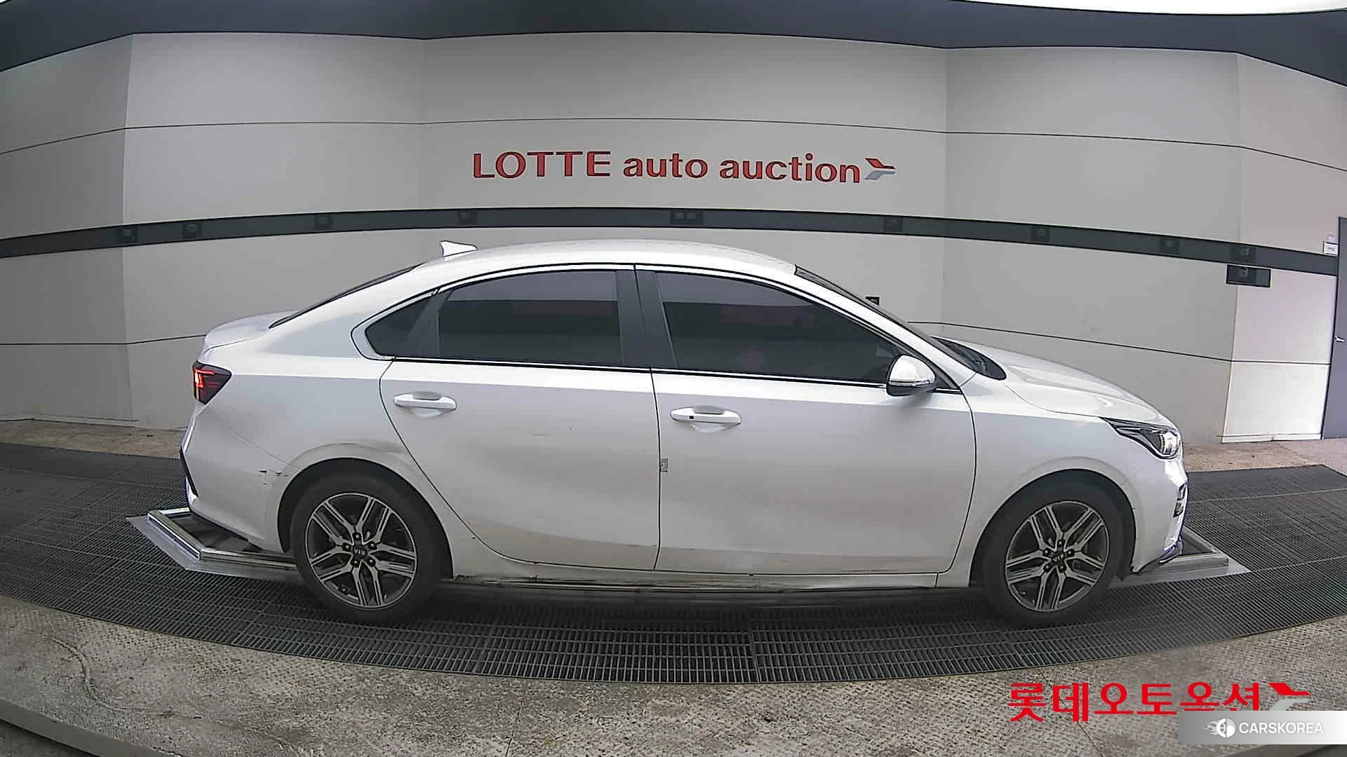 Kia K3 id 3869398 из Кореи 23