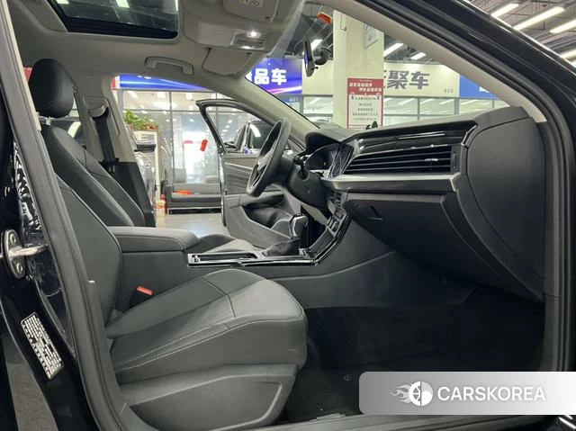 Volkswagen Passat id 4301309 из Китая 7