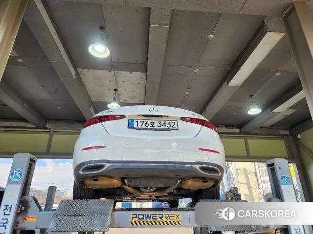 Mercedes-Benz C-Class W206 2023 Белый из Кореи, фото 3