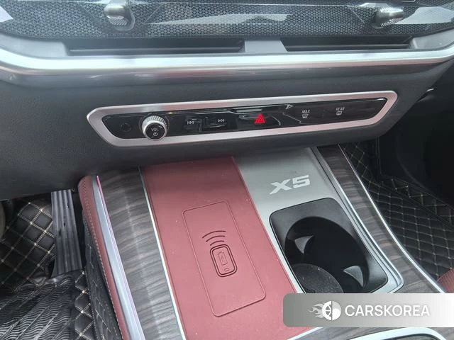 BMW X5 id 4353576 из Китая 11