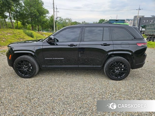 Jeep Grand Cherokee (WL) id 4494087 из Кореи 8