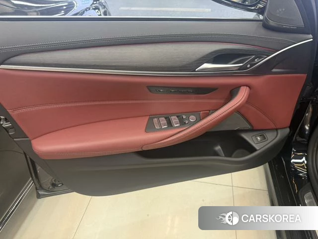 BMW 5 series id 4264051 из Китая 9