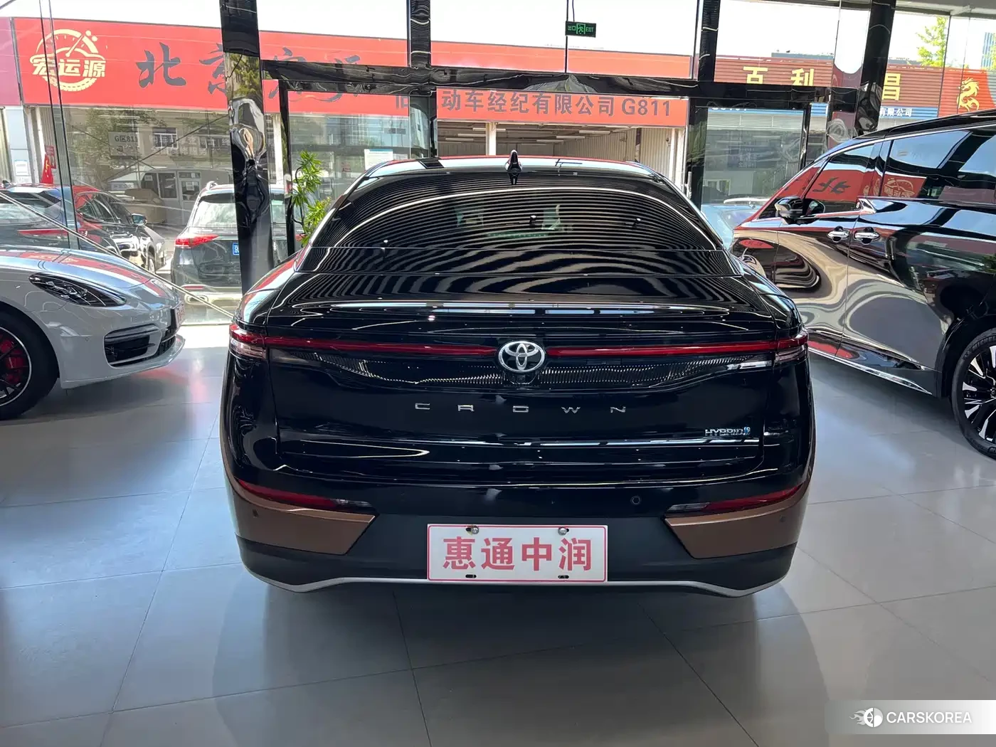 Toyota Crown SportCross id 4546471 из Китая 12
