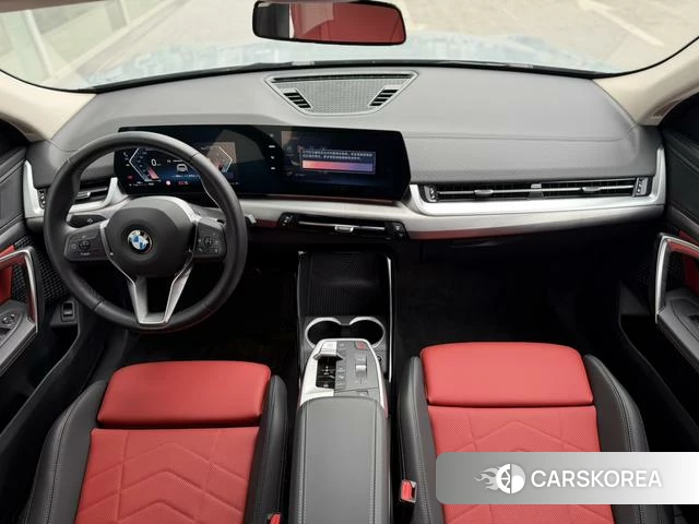 BMW X2 (import) 2025 Темно-серый из Китая, фото 4