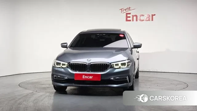 BMW 5 Series (G30) id 3578486 из Кореи 13