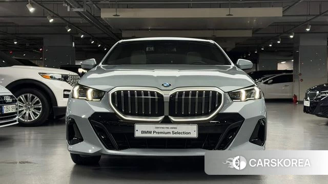 BMW 5 Series (G60) id 4589851 из Кореи 11