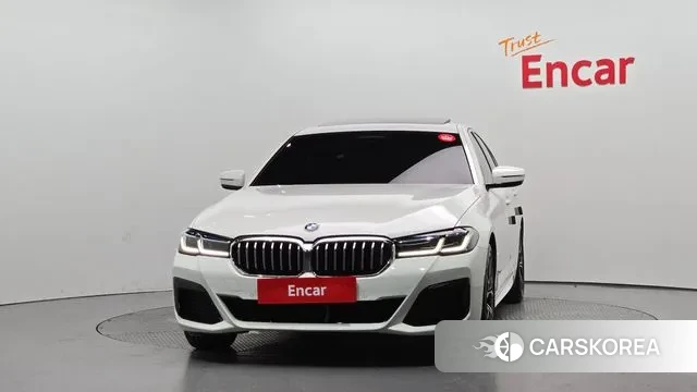 BMW 5 Series (G30) id 2930340 из Кореи 13