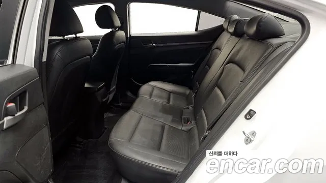 Hyundai Avante AD id 2526315 из Кореи 13