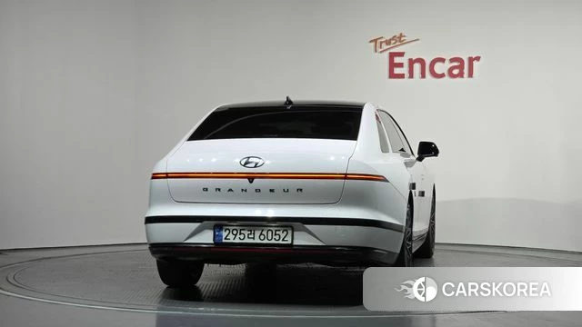 Hyundai Grandeur (GN7) id 4395092 из Кореи 23