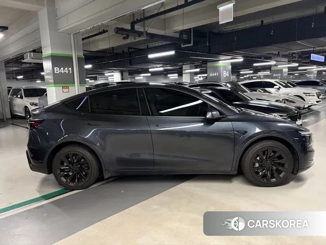Tesla Model Y id 3523151 из Кореи 10