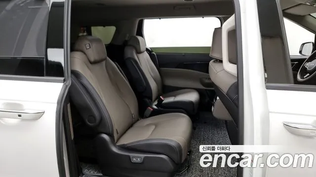 Kia The New Carnival 4th Generation id 2667843 из Кореи 13