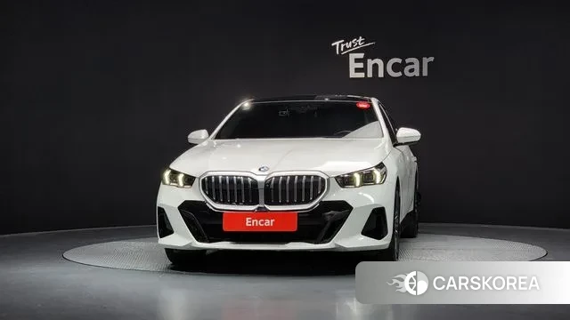 BMW 5 Series (G60) id 3021893 из Кореи 13