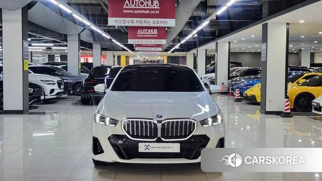 BMW 5 Series (G60) id 3786751 из Кореи 13