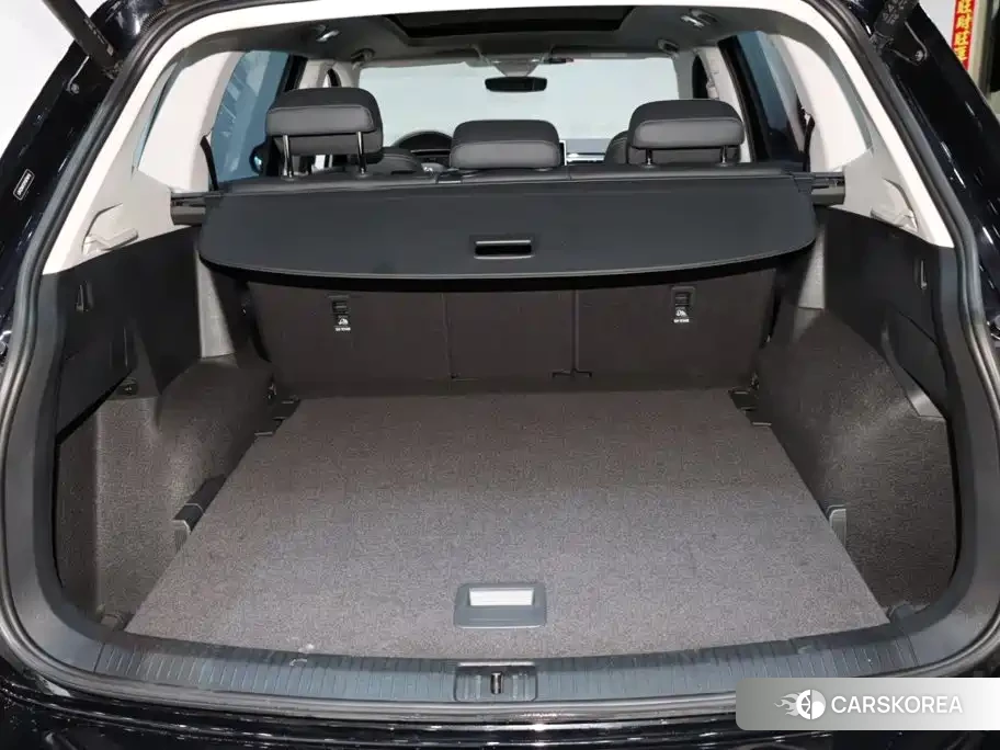 Volkswagen Tiguan L id 4629034 из Китая 13