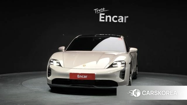 Porsche Taycan id 3798973 из Кореи 13