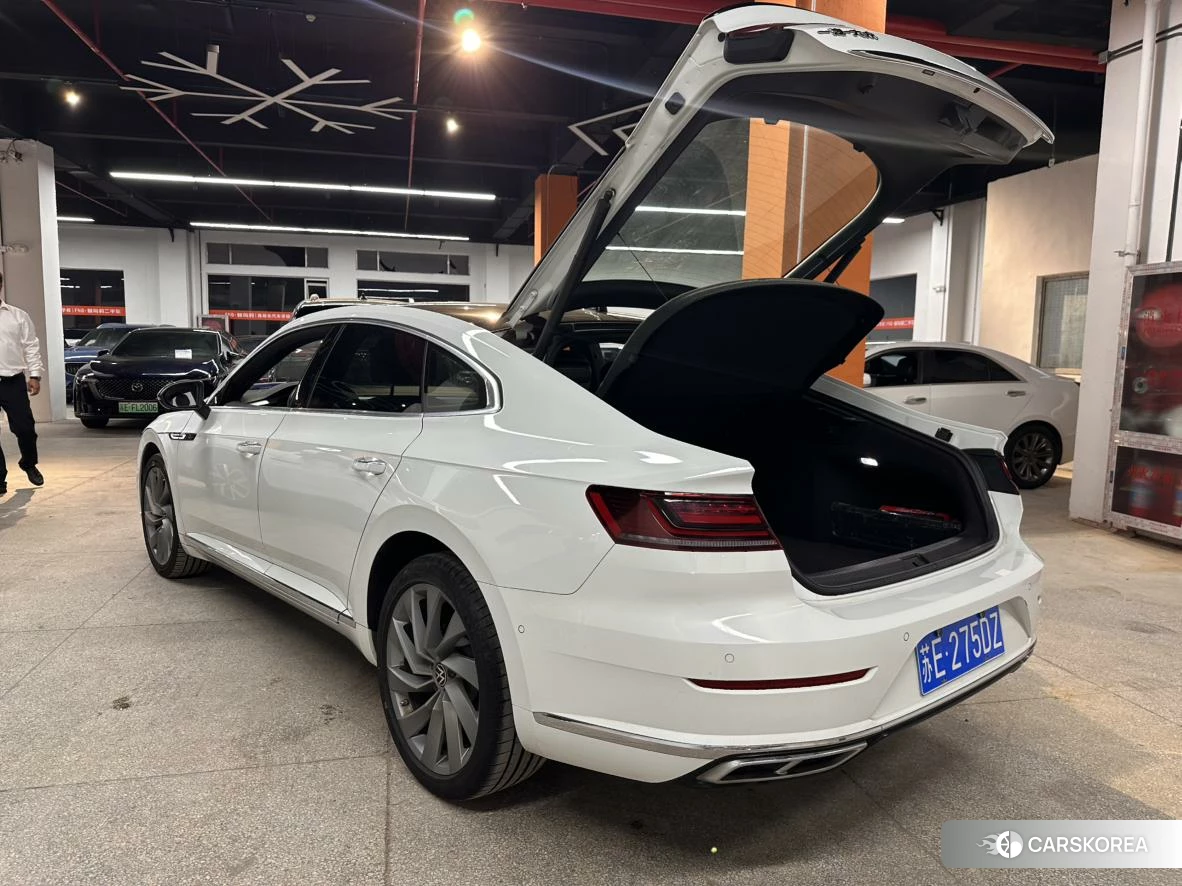 Volkswagen CC 2022 Белый из Китая, фото 3