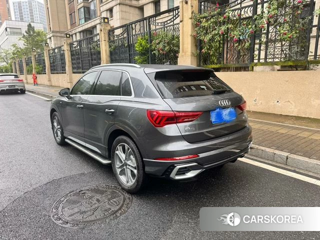 Audi Q3 2024 Серебристо-серый из Китая, фото 4