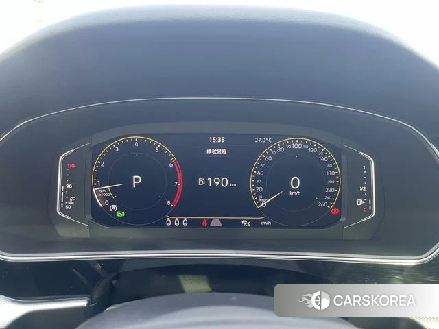 Volkswagen Passat id 4259797 из Китая 21