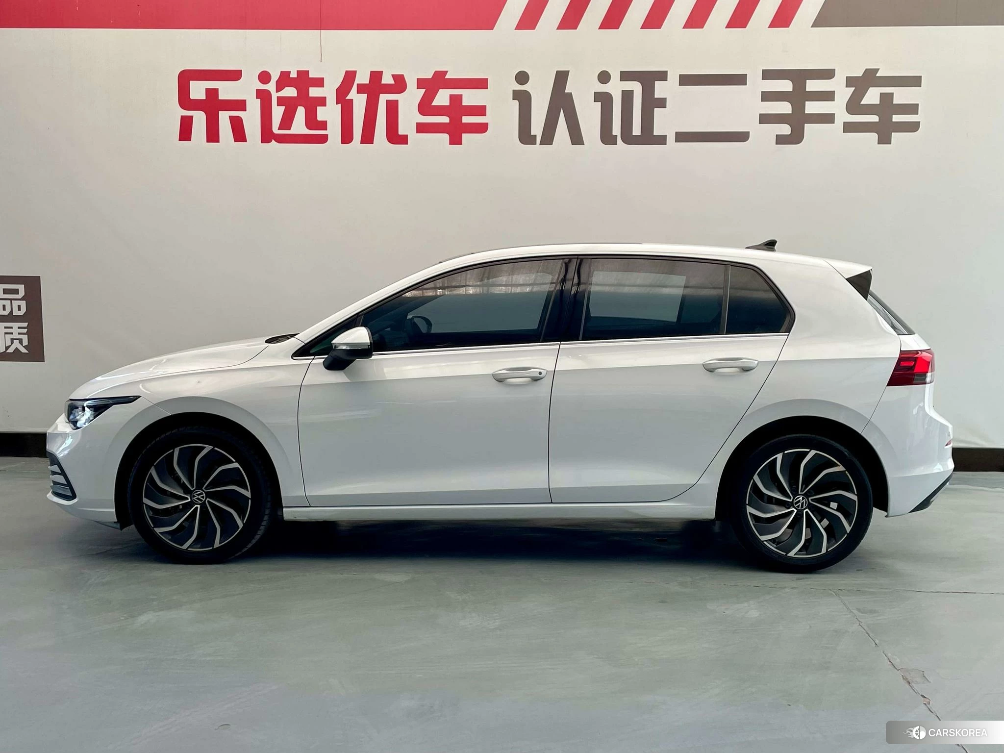 Volkswagen Golf id 4420983 из Китая 13