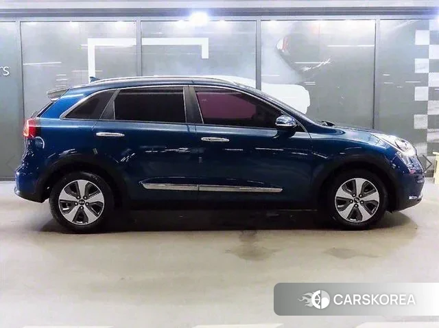 Kia Niro id 3021094 из Кореи 13