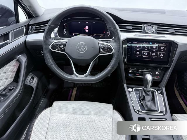 Volkswagen Magotan id 4297883 из Китая 9