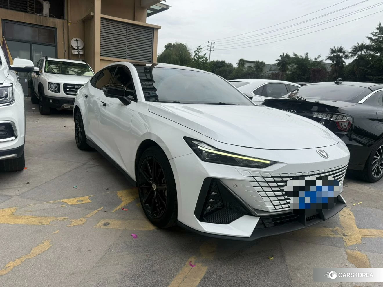 Chang'an UNI-V 2022 Белый из Китая, фото 3