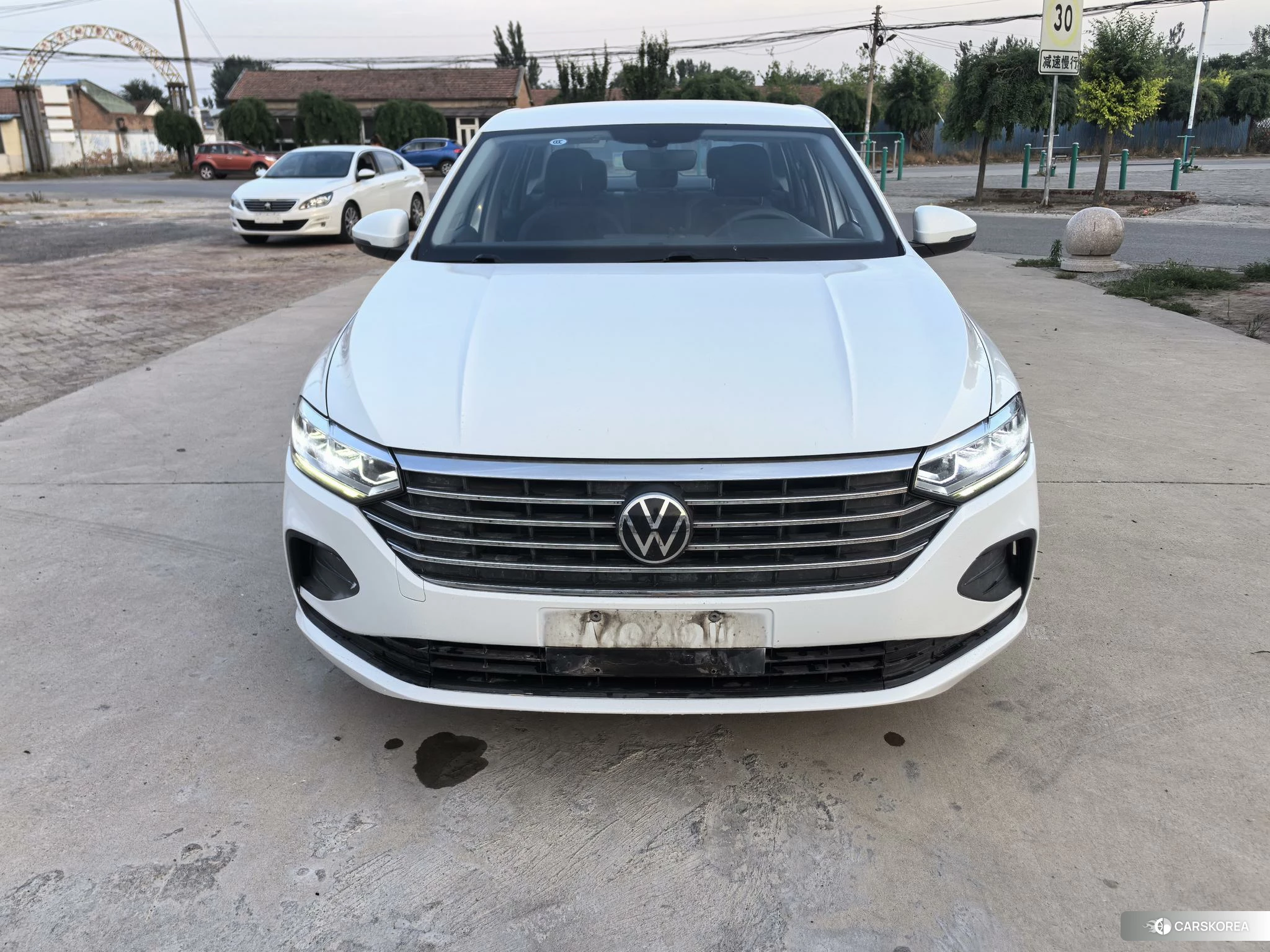 Volkswagen Lavida 2021 Белый из Китая, фото 4