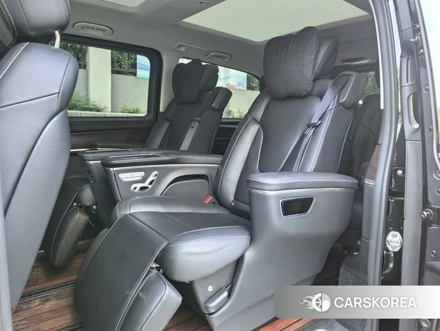 Mercedes-Benz V-class 2022 Черный из Китая, фото 3