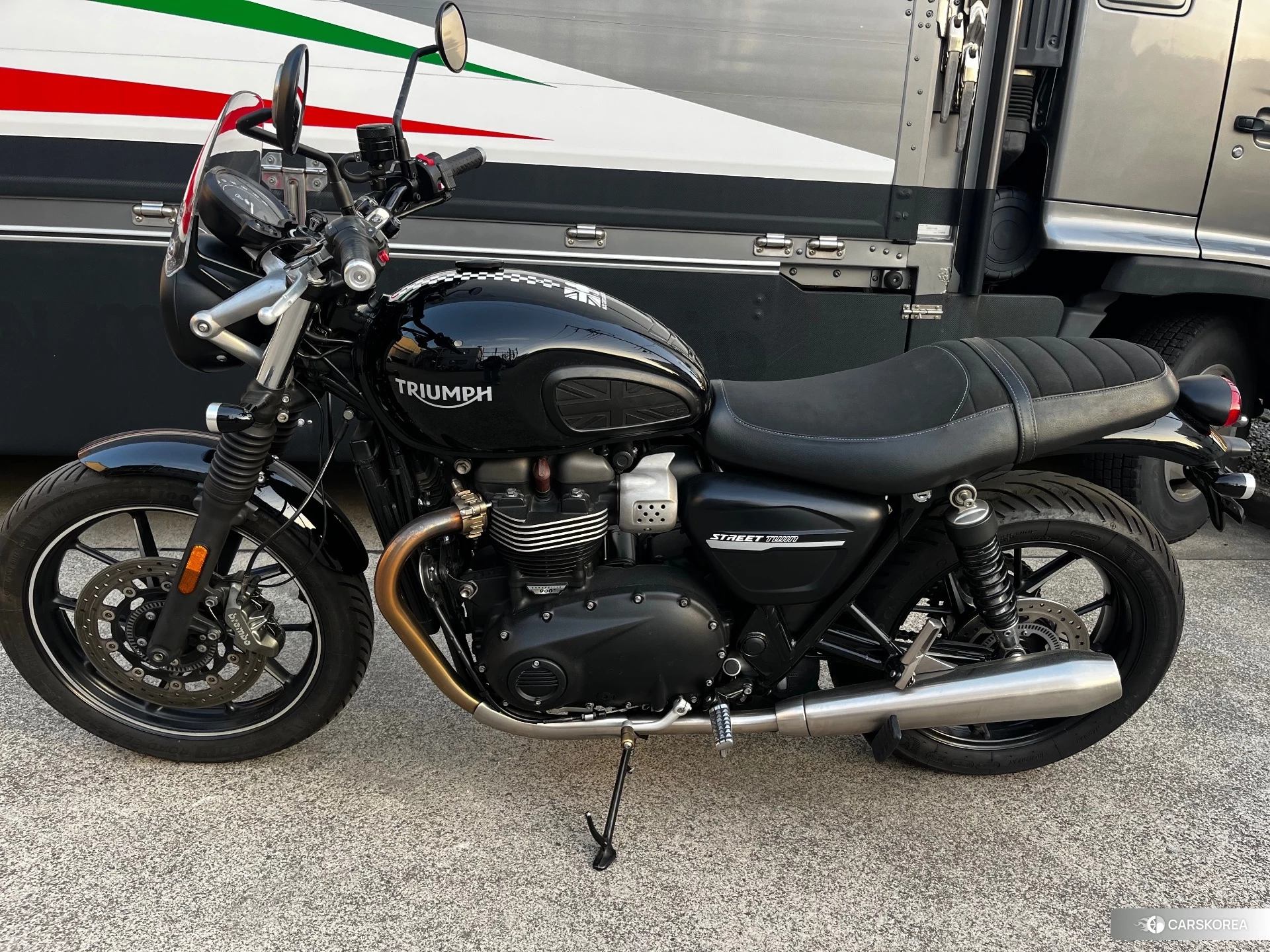 Triumph STREET TWIN 2019 из Японии, фото 2