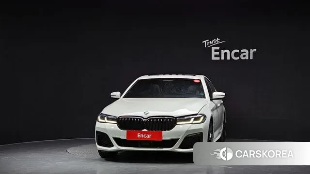 BMW 5 Series (G30) id 3504184 из Кореи 13