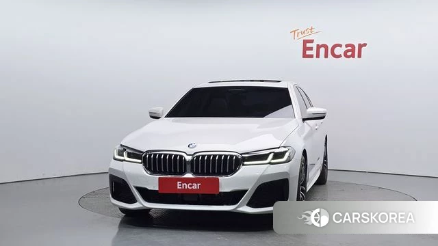 BMW 5 Series (G30) id 4343321 из Кореи 13