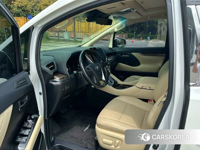Toyota Elfa 2021 Белый из Китая, фото 3