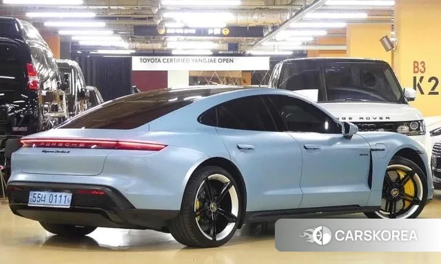 Porsche Taycan id 3047996 из Кореи 13