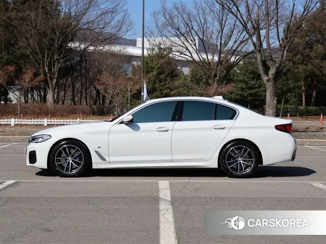 BMW 5 Series (G30) id 3756920 из Кореи 13