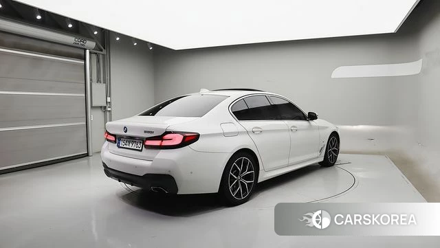 BMW 5 Series (G30) id 4356050 из Кореи 13