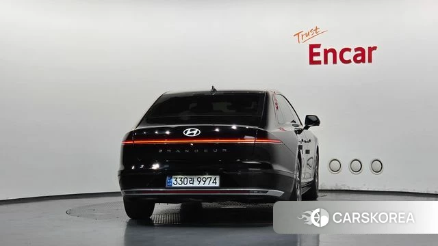 Hyundai Grandeur (GN7) id 4917197 из Кореи 23