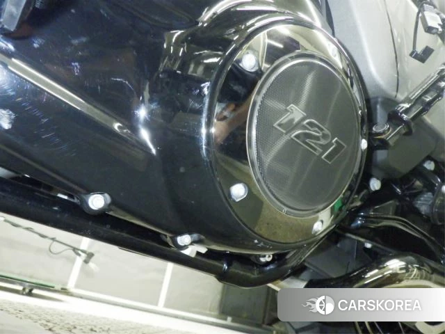 Engine photo