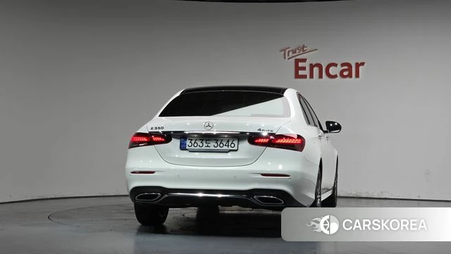 Mercedes-Benz E-Class W213 id 4670351 из Кореи 23