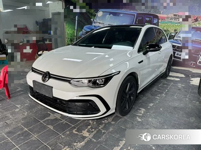 Volkswagen Golf 2022 Белый из Китая, фото 3